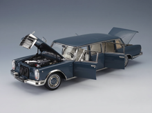 MERCEDES BENZ - CLASSE S 600 LWB PULLMAN (W100) 1963-1981 - AZUL CLARO