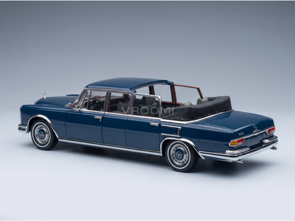 MERCEDES BENZ - S-KLASSE 600 PULLMAN (W100) LANDAULET MET ZACHTE KAP, HALFCABRIOLET 1969 - BLAUW - STRATAUTO'S