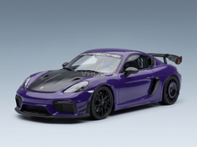PORSCHE – 718 (982) CAYMAN GT4 RS MANTHEY KIT 2024 – MIT VITRINE – ULTRAVIOLETT, LILA, SCHWARZ