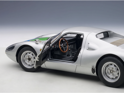 Porsche 904 Carrera GTS Ch.904-005 No. 86 Winner Targa Florio Colin Davis Antonio Pucci 1964 CMC 1:18 scale model - image 5