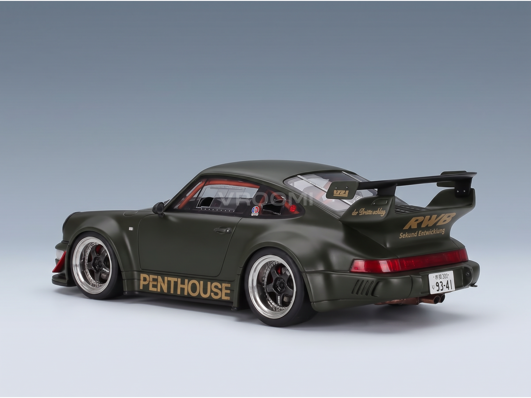 PORSCHE - 911 964 RWB PENTHOUSE COUPÉ 2008 - VERDE - COCHES DE CARRETERA