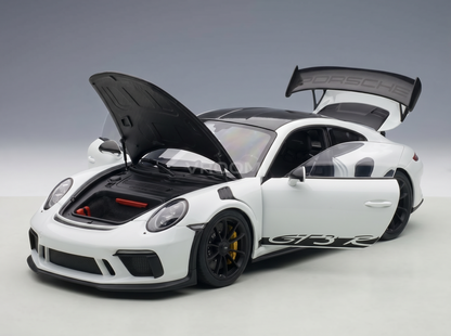PORSCHE – 911 991-2 GT3 RS Coupé Weissach-Paket 2017 – Weiß