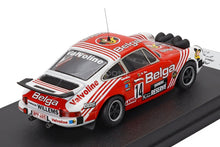 PORSCHE - 911 CARRERA RS (versão noturna) N.º 14, 2.º RALLY DE YPRES 1979, HERMES DELBAR - WILLY LUX - VERMELHO E BRANCO. Modelo em escala no Vroomi