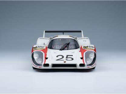 Maqueta de coche Porsche a escala 1:25, en blanco y rojo, con calcomanías de Shell y Sev Marchal, presentada por Vroomi
