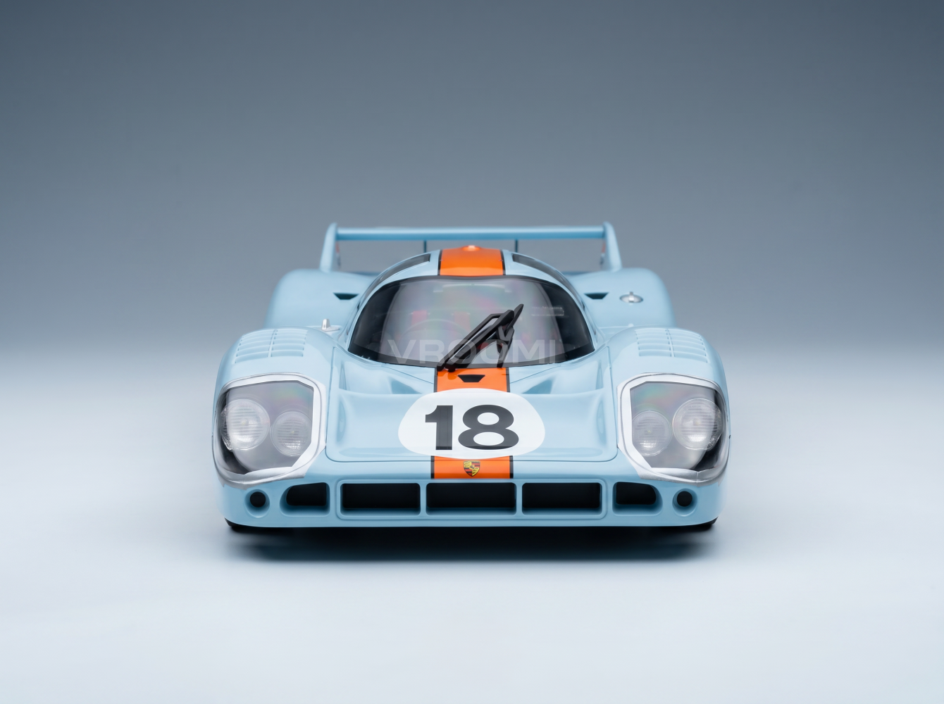 PORSCHE | 917LH 4,9 L TEAM JOHN WYER AUTOMOTIVE ENGINEERING LTD. N. 18 24 Ore di Le Mans 1971 P. RODRIGUEZ - J. OLIVER modellino in scala modellino Vroomi