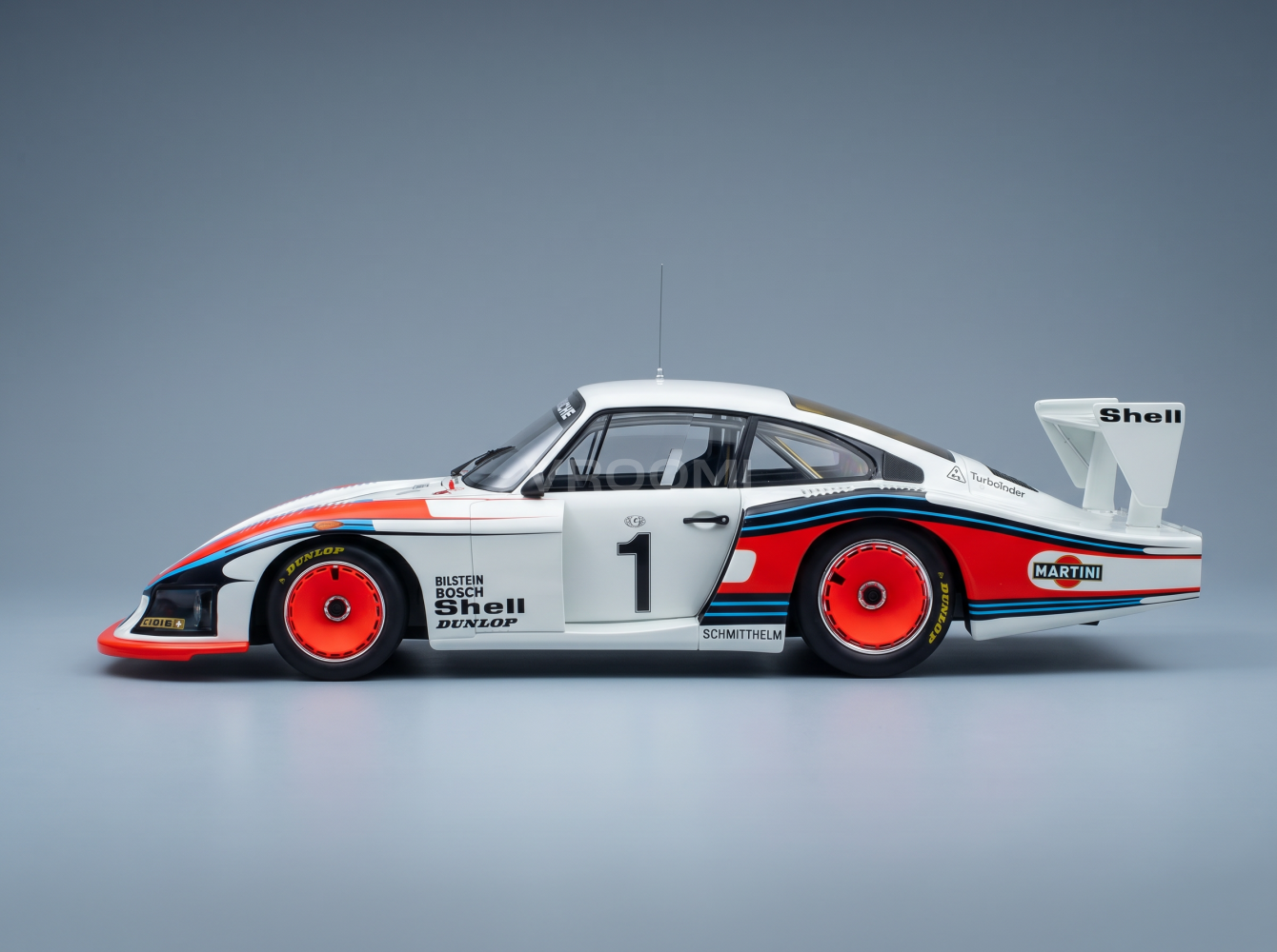 PORSCHE | 935/78 3.2L TURBO MOBY DICK TEAM MARTINI RACING PORSCHE SYSTEM N 1 SPORTS CAR WORLD CHAMPIONSHIP 1978 JACKY ICKX - JOCHEN MASS Scale model car on Vroomi