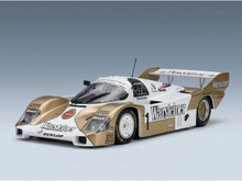 Warsteiner Porsche 956 Modellauto bei Vroomi, mit Shell- und Dunlop-Logos