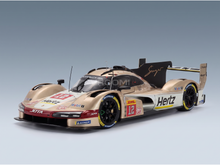 PORSCHE - 963 9RD 4,6 l TURBO V8 TEAM HERTZ JOTA nr. 12 WINNAAR 6 uur van Spa 2024 WILL STEVENS - CALLUM ILOTT - WIT-GOUD