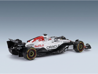 Maqueta a escala del coche de Fórmula 1 Red Bull Oracle de Vroomi, réplica detallada de fundición a presión con neumáticos Pirelli