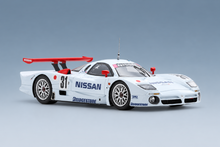 NISSAN | R390 GT1 TEST 24h LE MANS 1998 - side view