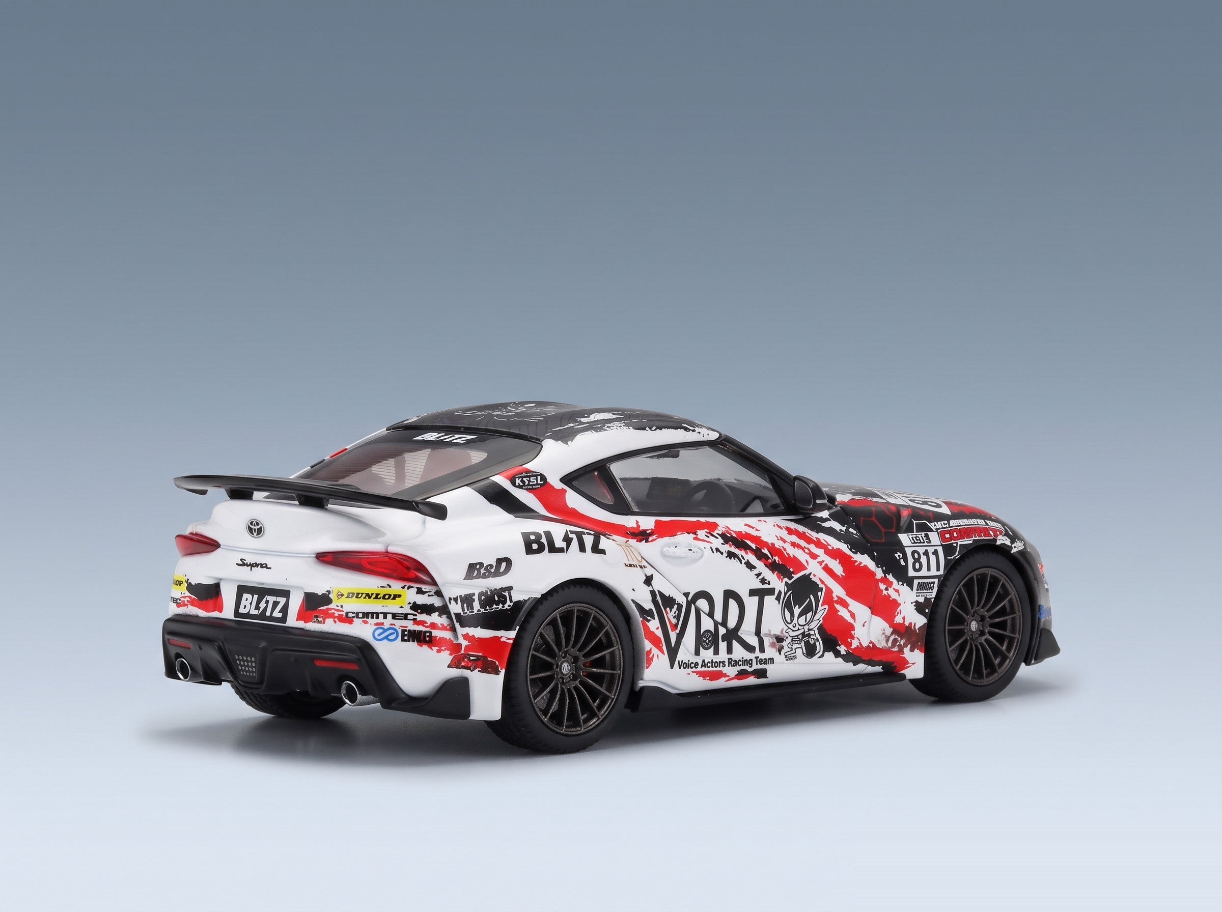 Toyota Supra GR Coupé Vart No. 811 Racing 2022 Black White Red Kyosho 1:43 scale model - rear three-quarter view