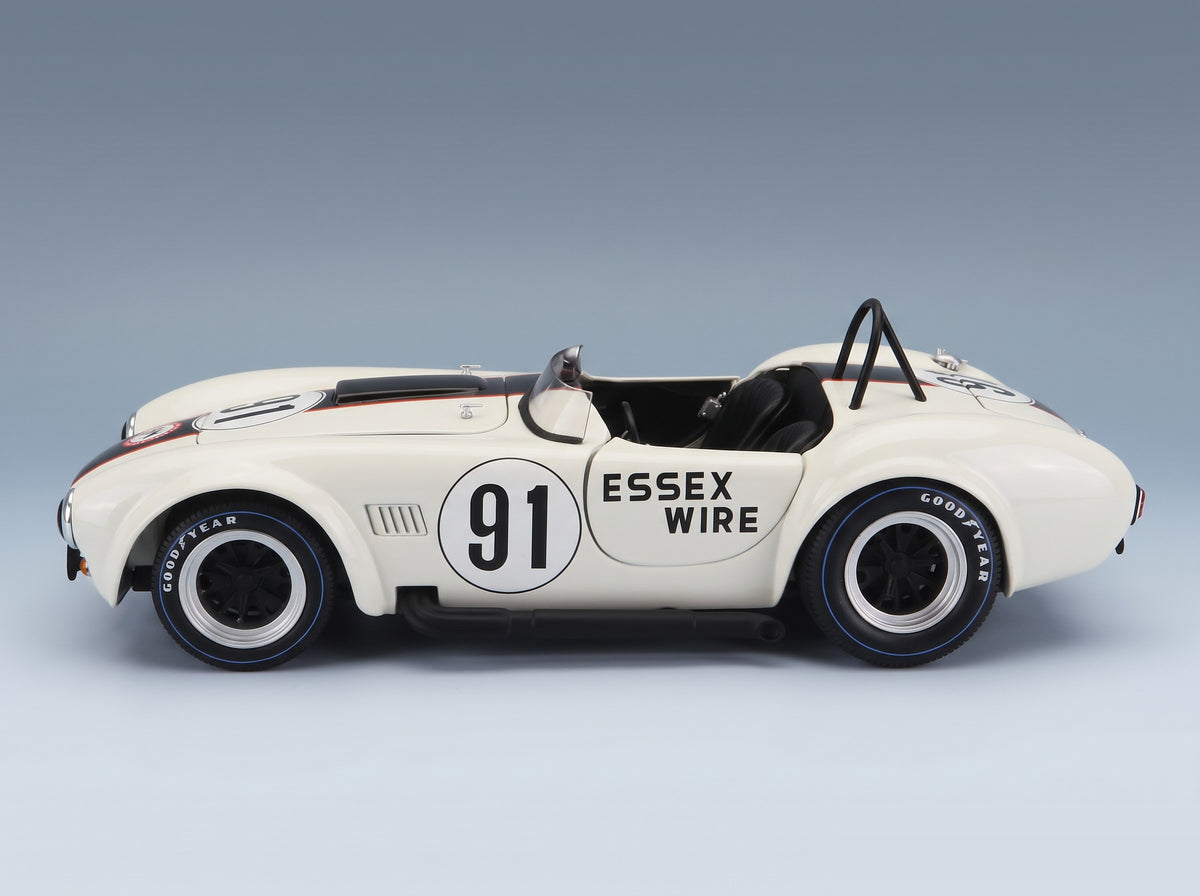 Ford Shelby Cobra 427 S/C Spider Essex Wire No. 91 S. Scott 500km Bridgehampton 1965 White Kyosho 1:18 scale model - side view