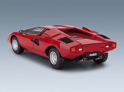 Lamborghini Countach LP400 1974 Red Kyosho 1:18 scale model - rear three-quarter view