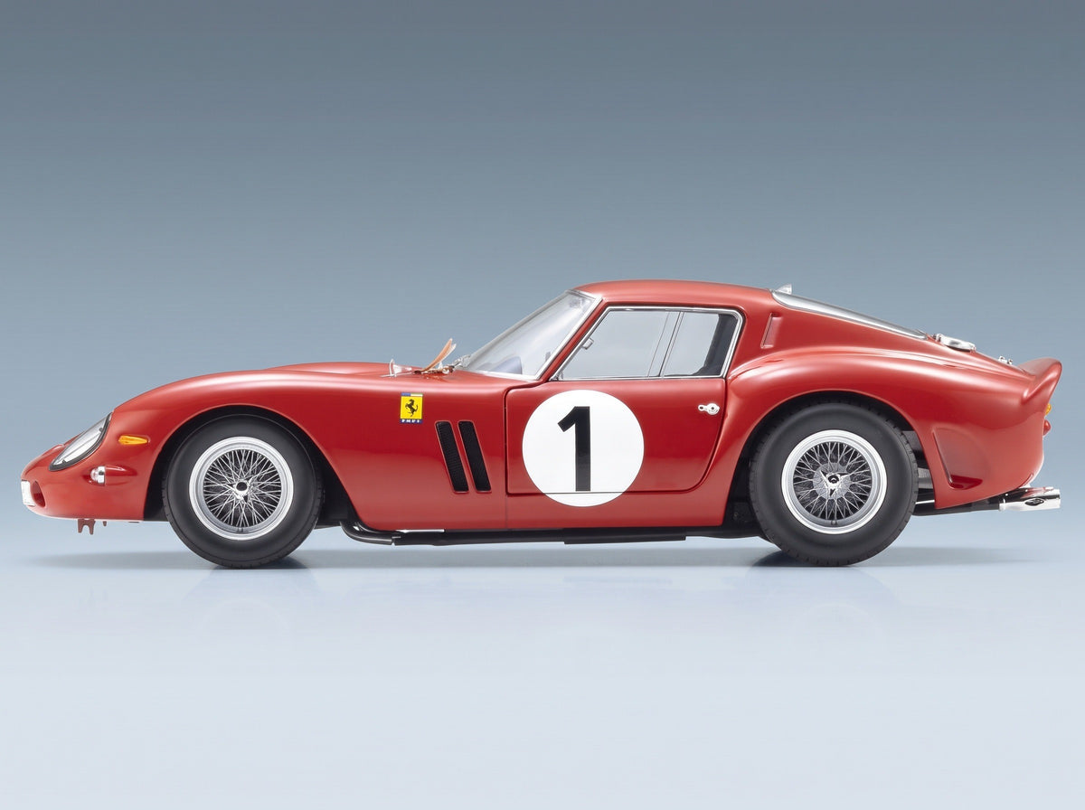 Ferrari 250 GTO No. 1 Winner 1000km Paris Pedro Rodriguez Ricardo Rodriguez 1962 Kyosho 1:18 scale model - side view