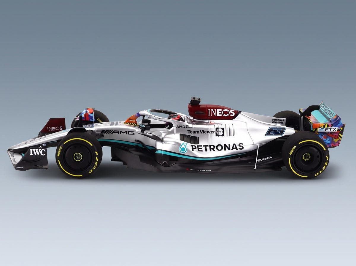 Mercedes F1 W13E Mercedes-AMG Petronas F1 No. 63 5th Miami GP George Russell 2022 Minichamps 1:18 scale model - side view