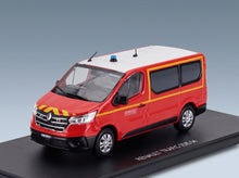 Renault Trafic Minibus SDIS 04 Sapeurs Pompiers 2024 Red White Eligor 1:43 scale model - front three-quarter view