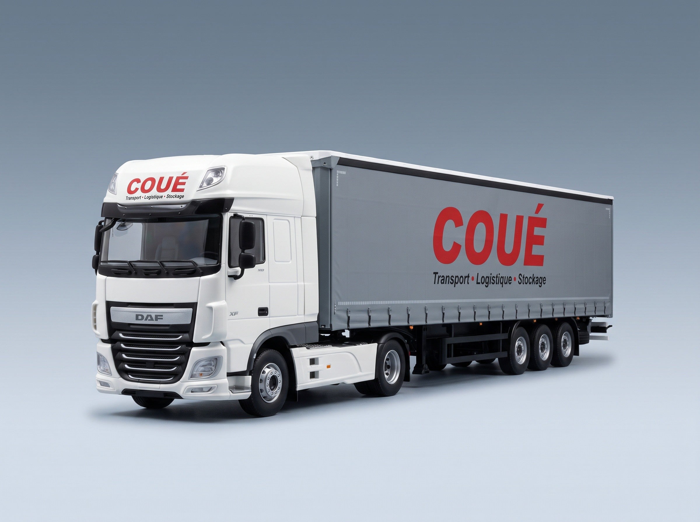 DAF XG Truck Telonato Coue Transports 2021 White Red Grey Eligor 1:43 scale model - side view