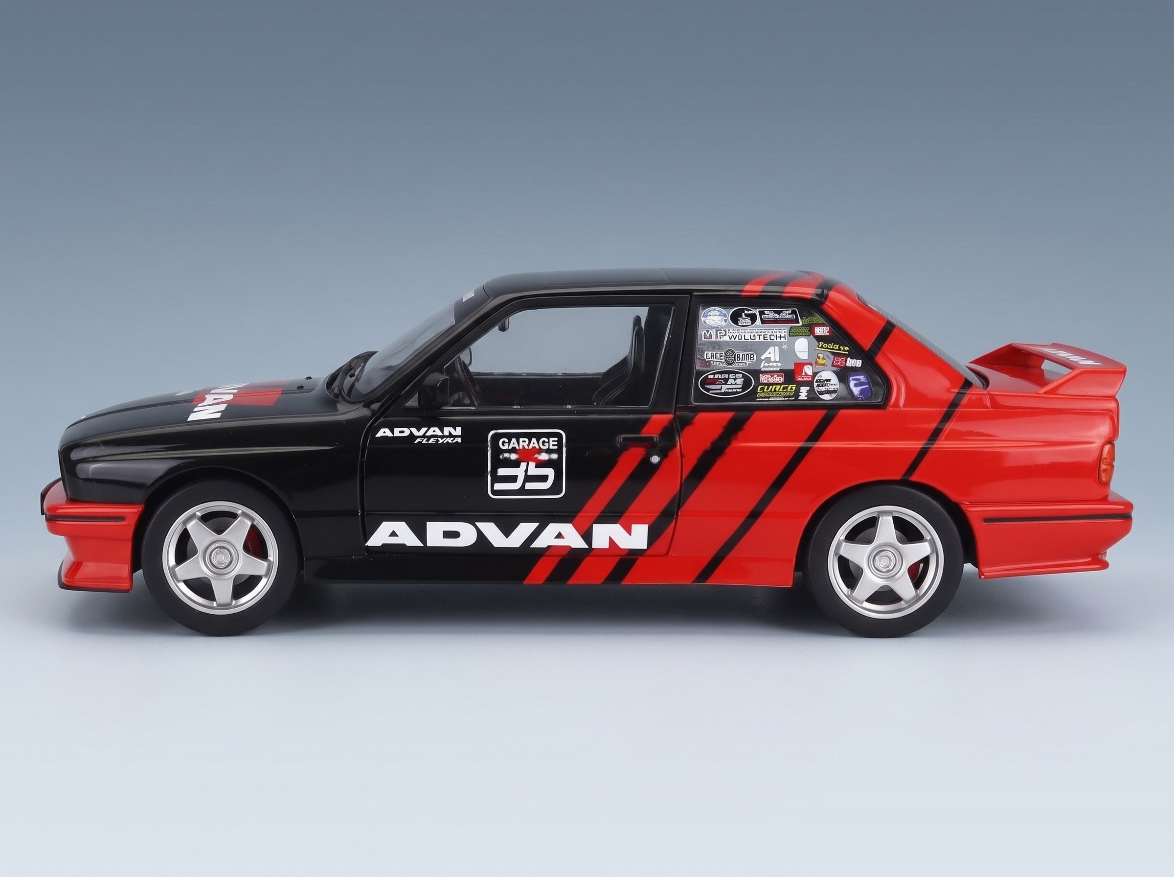 BMW 3-Series M3 (E30) Advan Rally Drift Team 1990 Solido 1:18 scale model - side view