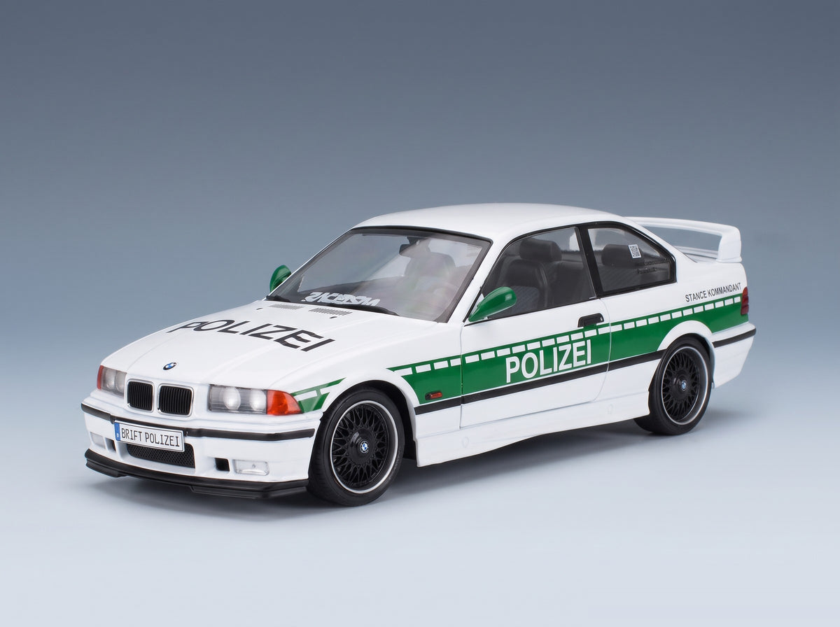 BMW 3 Series M3 (E36) Coupé Polizei 1991 White Green Solido 1:18 scale model - front three-quarter view