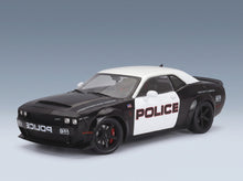 Dodge Challenger R/T Scat Pack Highway Police 2023 Black White Solido 1:18 scale model - front three-quarter view