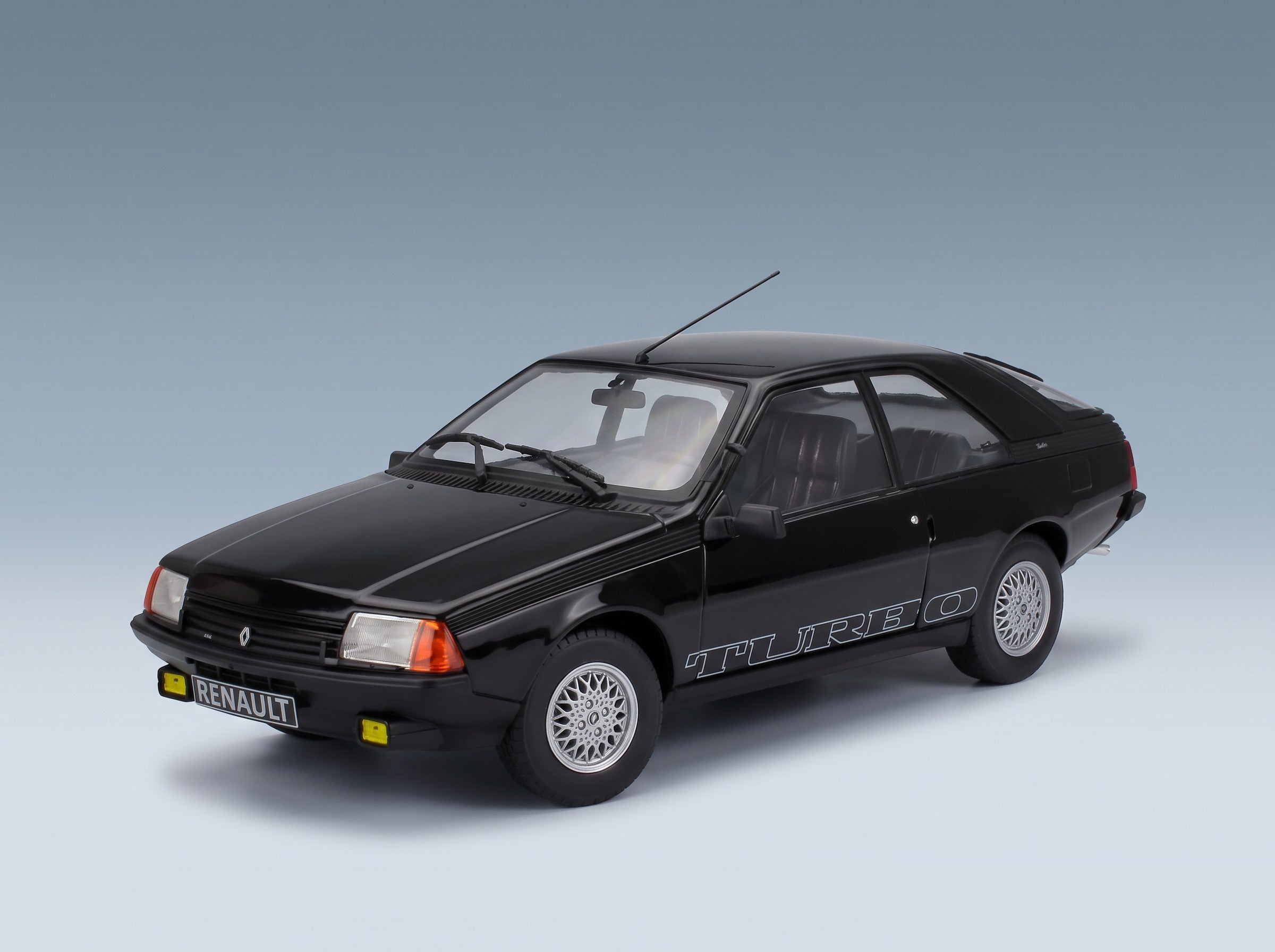 Renault Fuego Turbo Coupé 1980 Black Solido 1:18 scale model - front three-quarter view