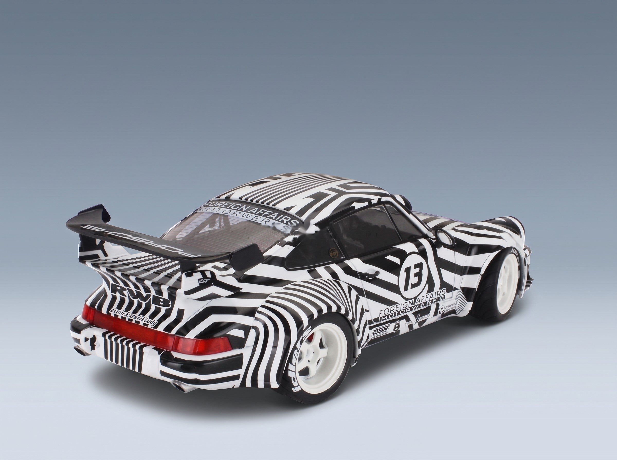 Porsche 911 964 RWB No. 13 Bodykit The Zebra 1994 White Black Solido 1:18 scale model - rear three-quarter view