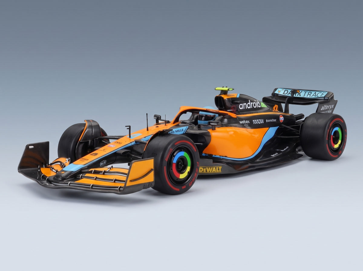 McLaren F1 MCL36 McLaren No. 4 Lando Norris 3rd Emilia Romagna GP 2022 Solido 1:18 scale model - front three-quarter view