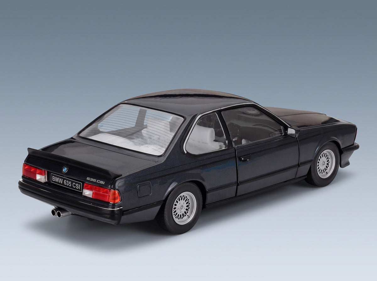 BMW 6 Series 635 CSi (E24) Coupé 1984 Macau Blue Solido 1:18 - rear three-quarter view