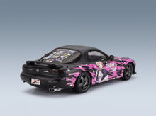 Mazda RX-7 FD3S Works Itasha Club Coupé 1999 Black Fucsia Solido 1:18 scale model - rear three-quarter view
