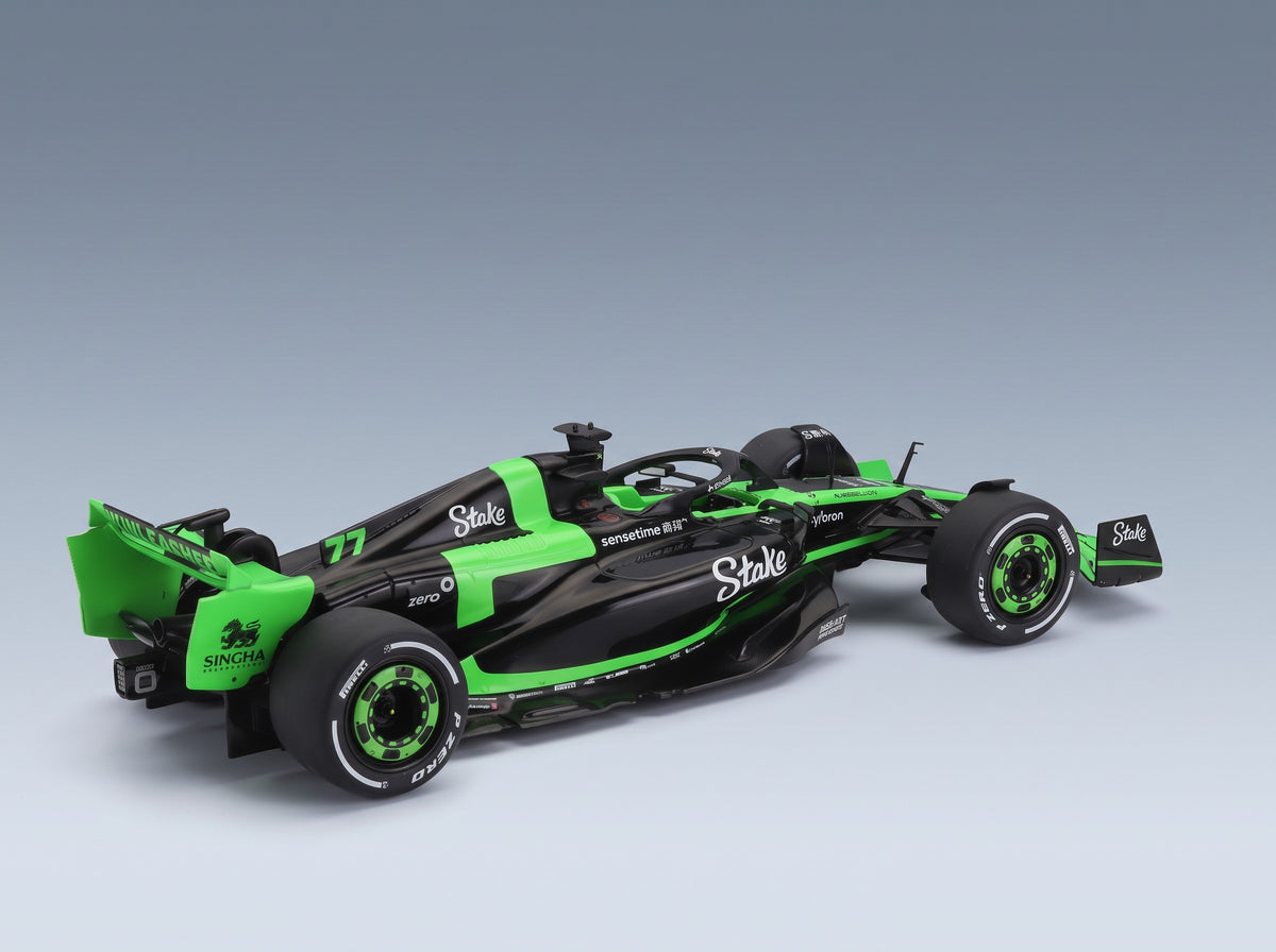 Sauber C44 F1 Team Stake Kick No. 77 Valtteri Bottas No. 24 Zhou Guanyu Presentation Season 2024 Solido 1:18 scale model - rear three-quarter view
