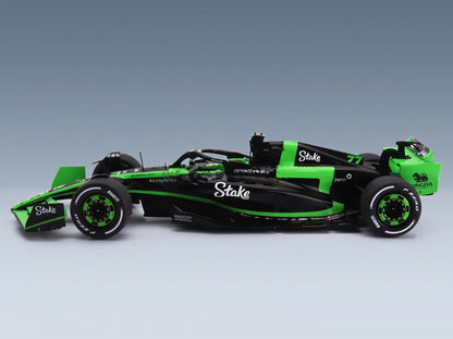 Sauber C44 F1 Team Stake Kick No. 77 Valtteri Bottas No. 24 Zhou Guanyu Presentation Season 2024 Solido 1:18 scale model - side view