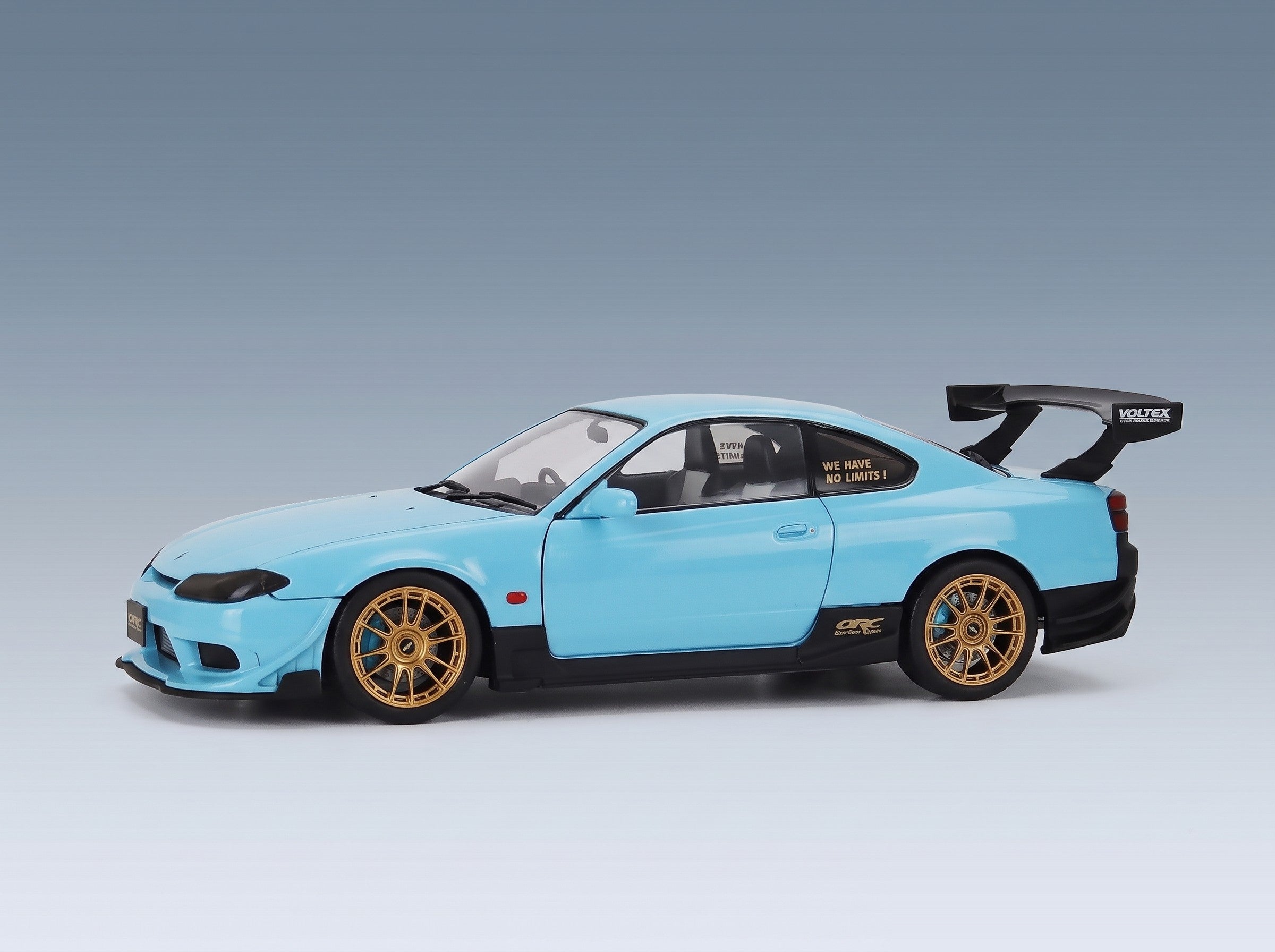 Nissan Silvia S15 Coupé Spec-R Aero 1999 Blue Solido 1:18 scale model - side view