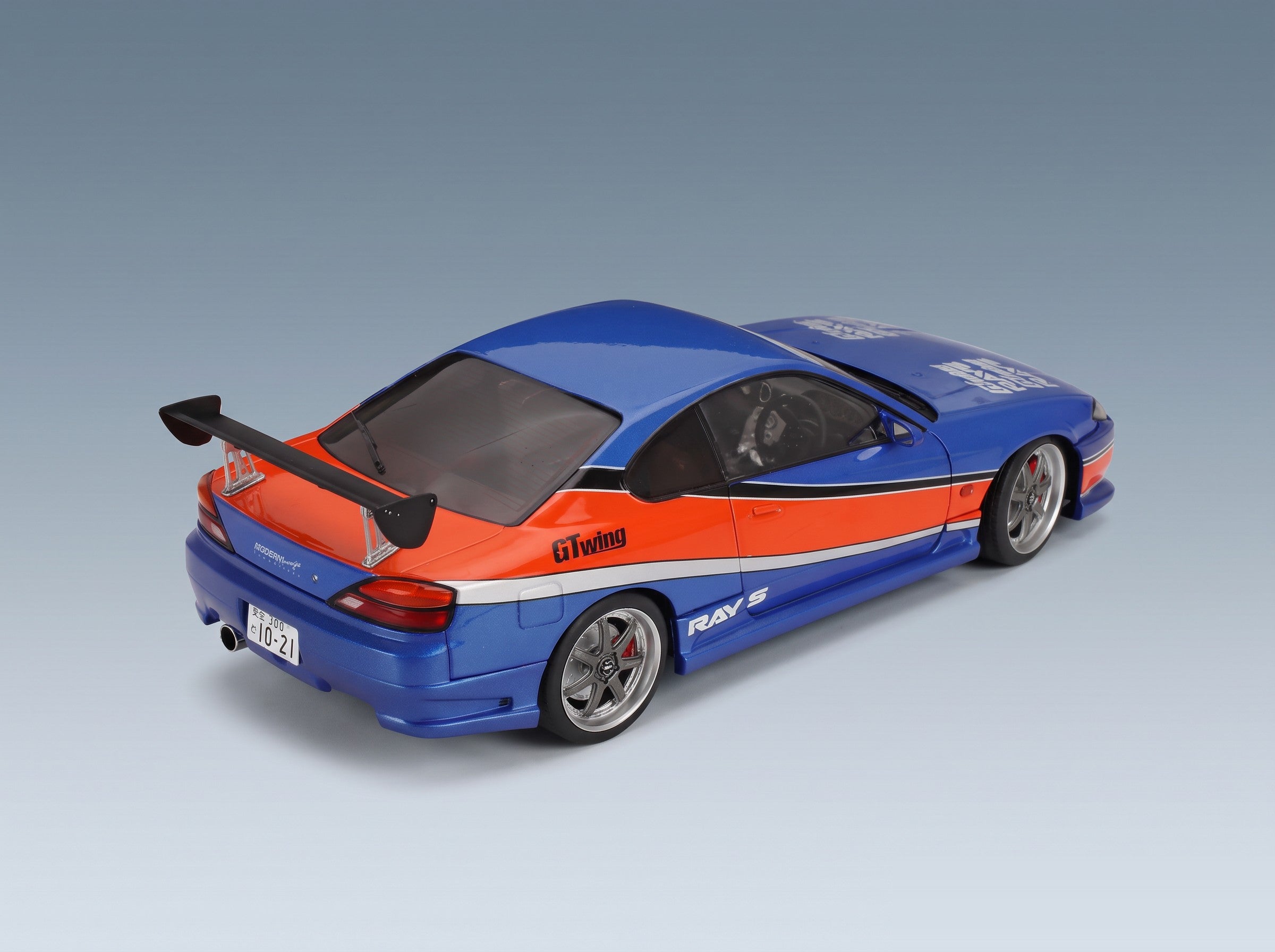 Nissan Han's Silvia S15 Spec-S Fast & Furious III Tokyo Drift 1999 Solido 1:18 scale model - rear three-quarter view