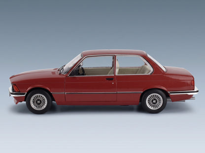 BMW 3 Series 323i (E21) 1980 Red Metallic Solido 1:18 scale model - side view