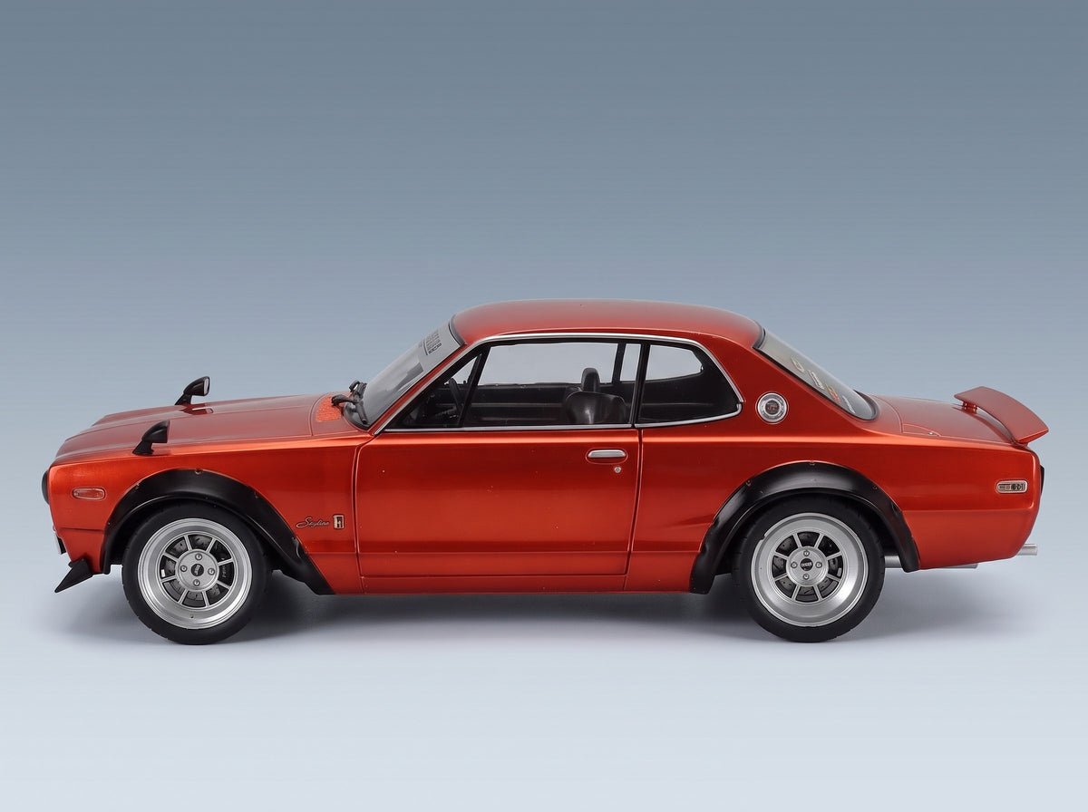 Nissan Skyline C10 Hakosuka Works 1970 Copper Metallic Solido 1:18 scale model - side view