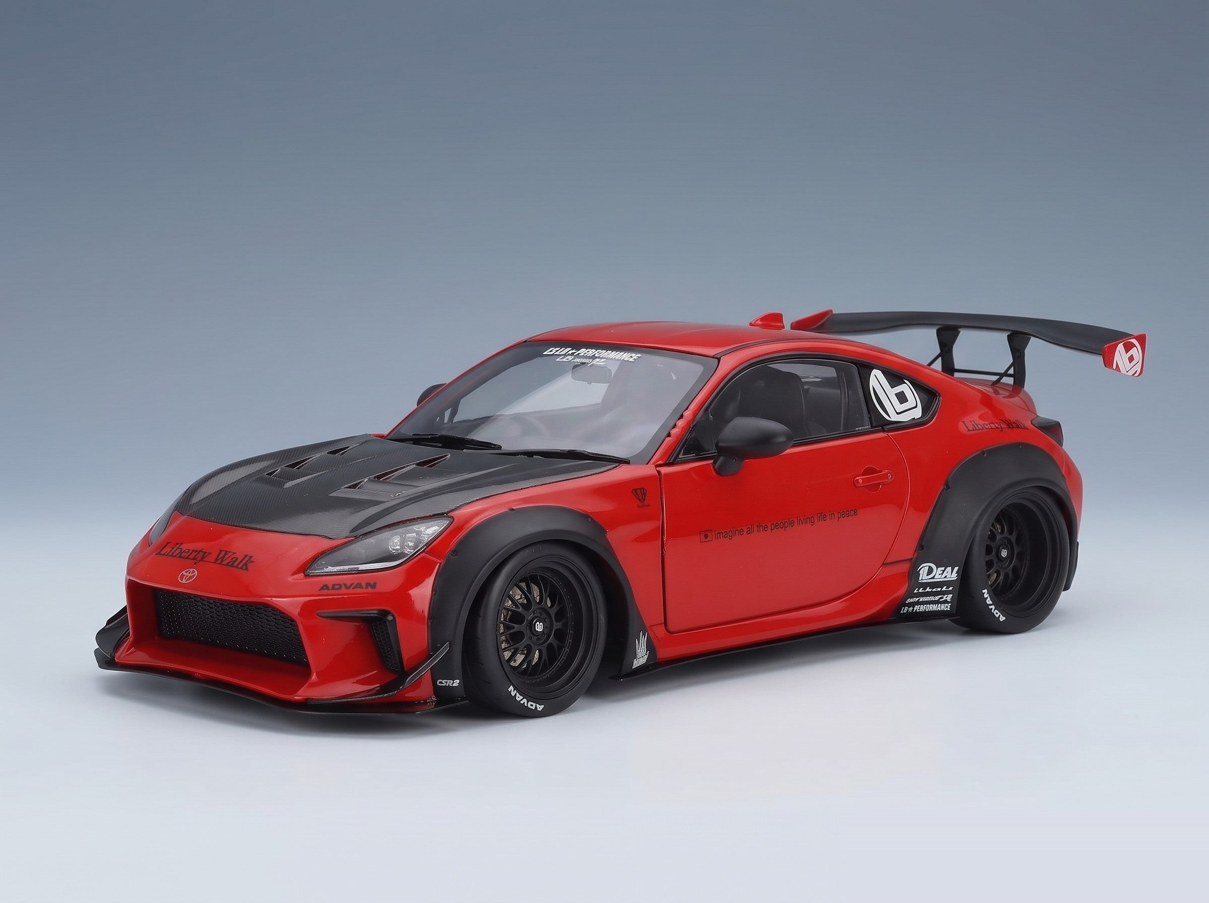 Toyota GR86 LBWK Body Kit Coupé 2024 Red Black Solido 1:18 scale model - front three-quarter view