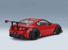 Toyota GR86 LBWK Body Kit Coupé 2024 Red Black Solido 1:18 scale model - rear three-quarter view