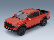 Ford Ranger Raptor Pick-Up Double Cab 2024 Dark Orange Solido 1:18 - front three-quarter view