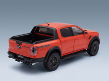 Ford Ranger Raptor Pick-Up Double Cab 2024 Dark Orange Solido 1:18 - rear three-quarter view