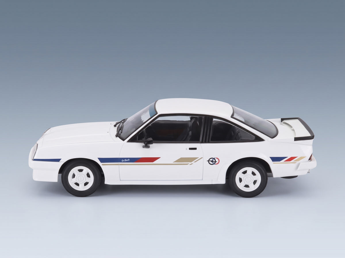 Opel Manta Guy Frequelin 1984 Norev 1:18 scale model - side view