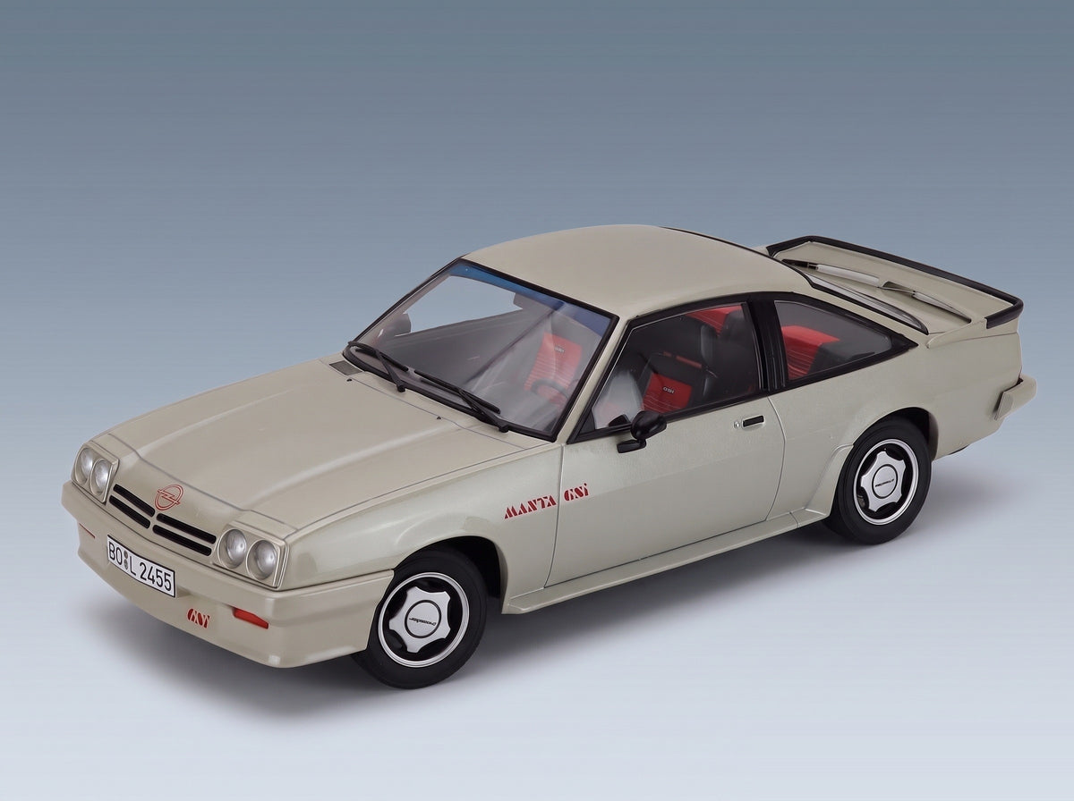 Opel Manta B GSi 1987 Silver Norev 1:18 scale model - front three-quarter view