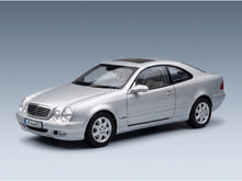 Mercedes-Benz CLK-Class C209 Coupé 2000 Silver Norev 1:18 scale model - front three-quarter view