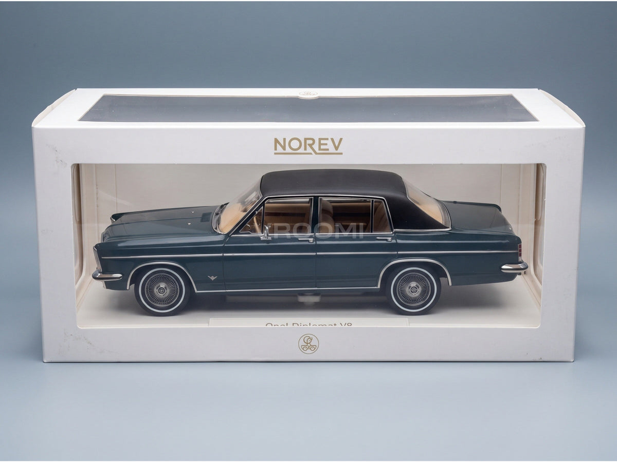 Opel Diplomat V8 1969 Green Norev 1:18 scale model - original packaging