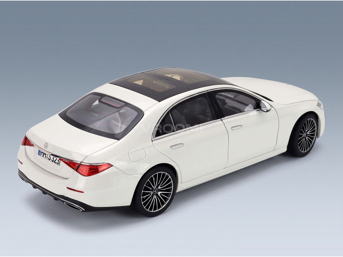 Mercedes-Benz S-Class AMG Line 2021 White Norev 1:18 scale model - rear three-quarter view