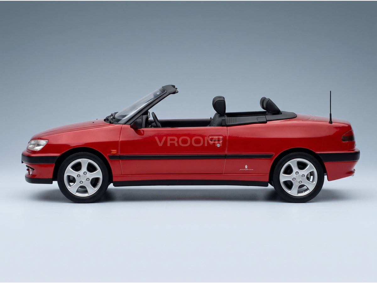 Peugeot 306 Cabriolet 1994 Red Norev 1:18 scale model - side view