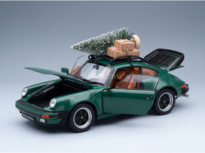 Porsche 911 930 3.3 Turbo Coupé 1980 Christmas Edition Green Norev 1:18 scale model - opening parts