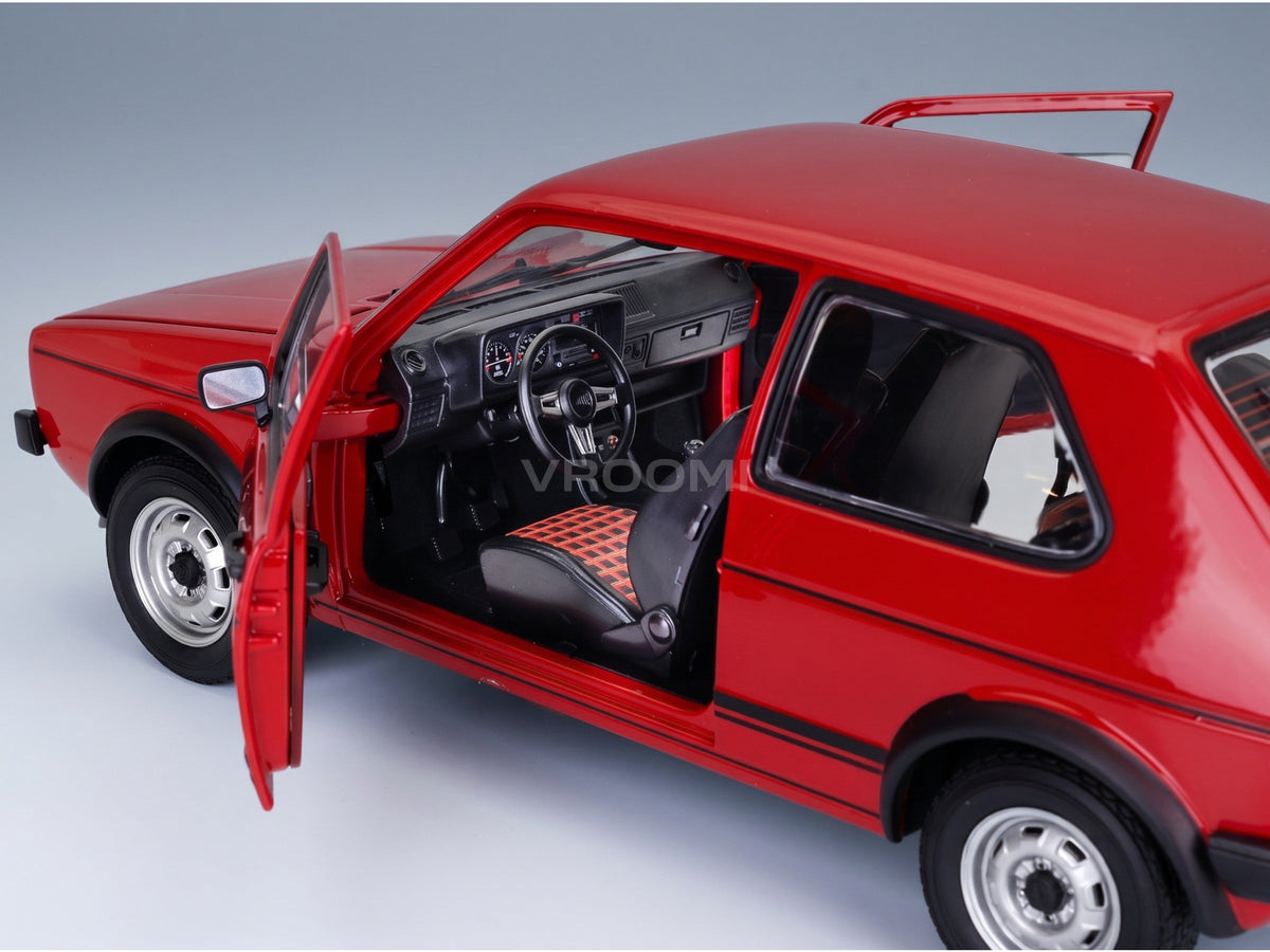 Volkswagen Golf I GTI 1976 Red Norev 1:18 scale model - interior