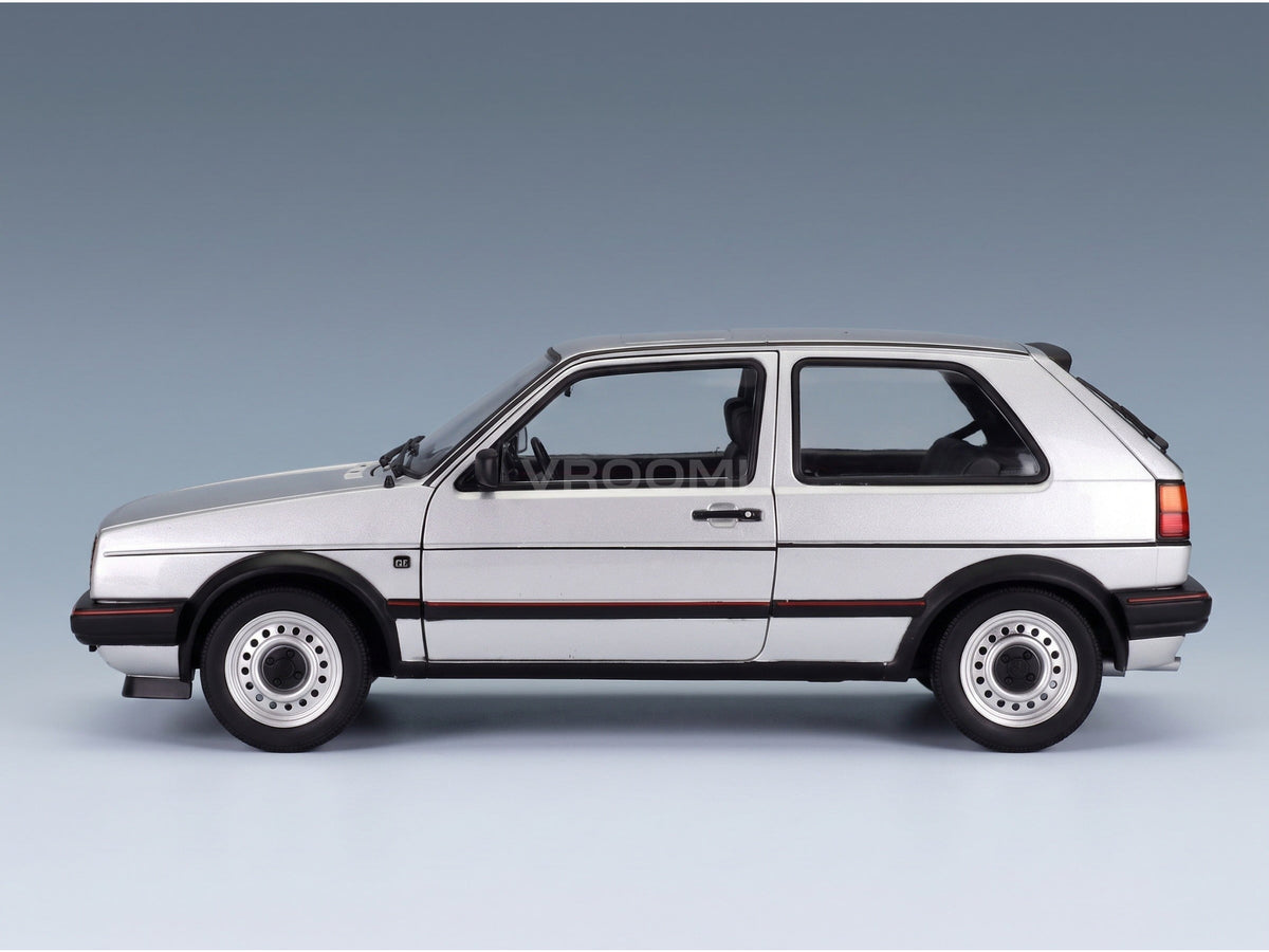 Volkswagen Golf II GTI 1989 Diamond Silver Norev 1:18 scale model - side view