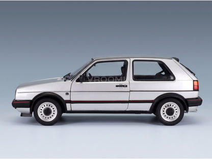 Volkswagen Golf II GTI 1989 Diamond Silver Norev 1:18 scale model - side view