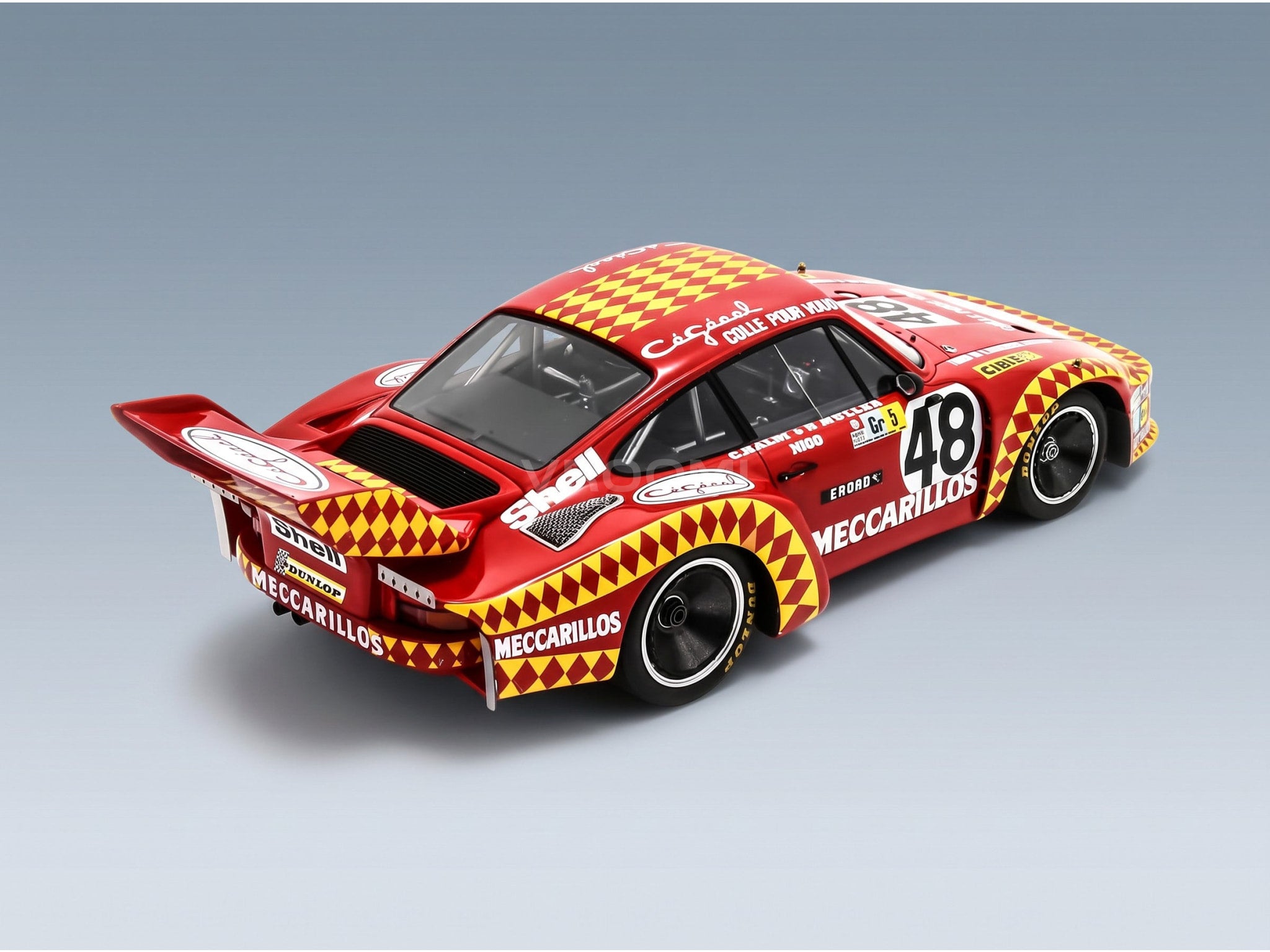 Porsche 935/76A Mecarillos-Cégécol No. 48 Müller Haldi McGranger 24h Le Mans 1978 with Showcase Spark Model 1:18 scale model - rear three-quarter view